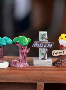 微景观创意树脂桌面站牌小摆件装饰品卡通可爱造景四款树桩指路牌