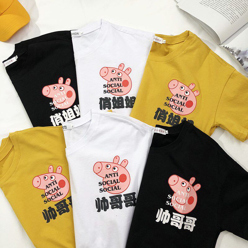 714-3-T085男生女生新款小猪图案日系男情侣体恤平铺潮图片