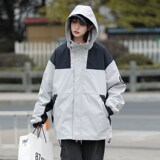浅灰色