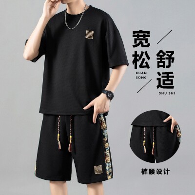 1404-1-0511TD-p49 2026夏季新款设计感刺绣国风运动男士套装