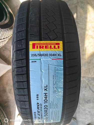 235/50R20 Pirelli Импортированные мягкие резиновые снежные шины зимой в течение 24 лет