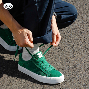 朋蛇 森林绿翻毛皮耐磨运动低帮休闲减震男女情侣ins专业滑板鞋