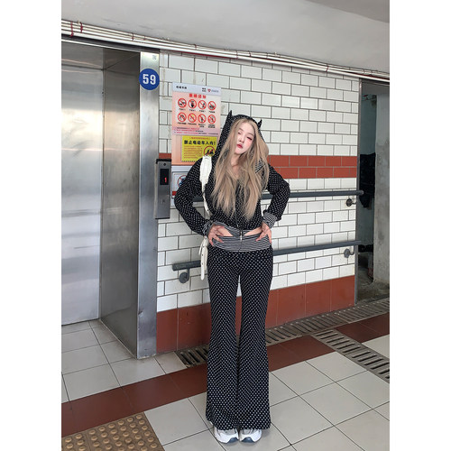 恶魔角套装休闲裤波点卫衣开衫女