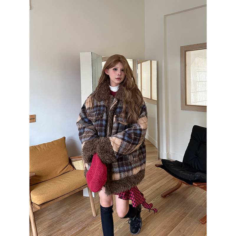 毛毛拼接格子棉衣外套