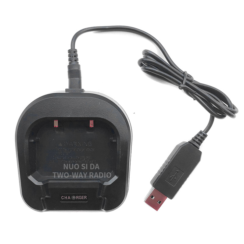 宝锋BF-UV82充电器对讲机锂电池UV8D充电器民用CH-8充+USB车充线