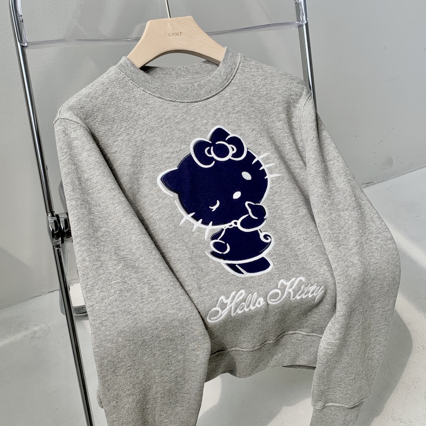 一件难求日式顶奢限定自留精工刺绣kitty大气又减龄拉绒灰色卫衣