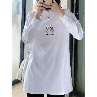 印花长袖t恤女宽松白色上衣女装2026年新款春款中长款打底衫内搭