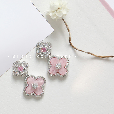瑟可超好看经典粉色四叶草耳环女2026新款爆款高级感轻奢气质百搭