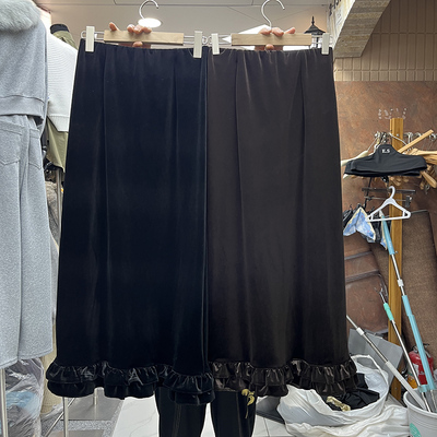 高级感黑色木耳边丝绒直筒半身裙