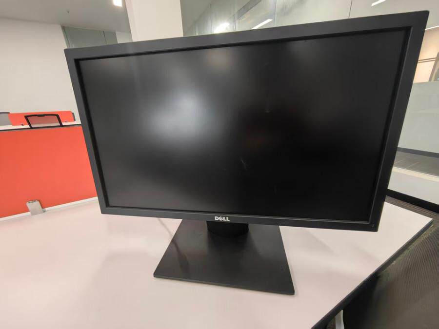 5月4日洋浦建设一路高端旅游消费品制造产业园区1号厂房内的电脑监控网络拍卖公告