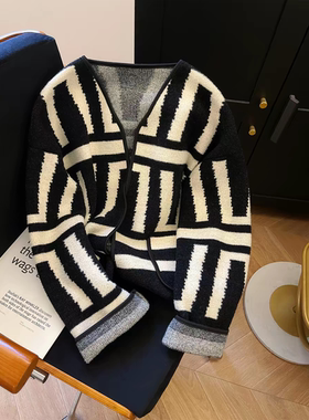 撞色条纹针织外套