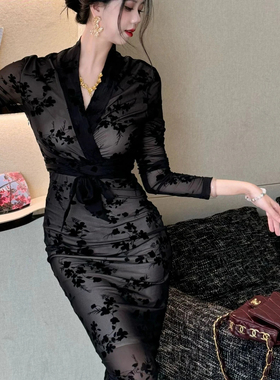 【黑色诱惑】随拍气质有弹力修身长袖连衣裙SSQ1071