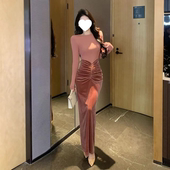 秋冬纯欲收腰小众设计感连衣裙包臀