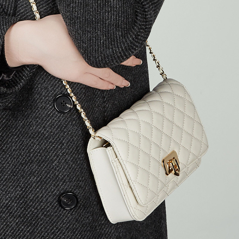 2026春款真皮经典菱格单肩斜跨包 潮时尚小方包洋气女百搭链条包,箱包皮具/热销女包/男包,小方包,淘宝优惠券,粉丝福利购,淘宝优惠卷