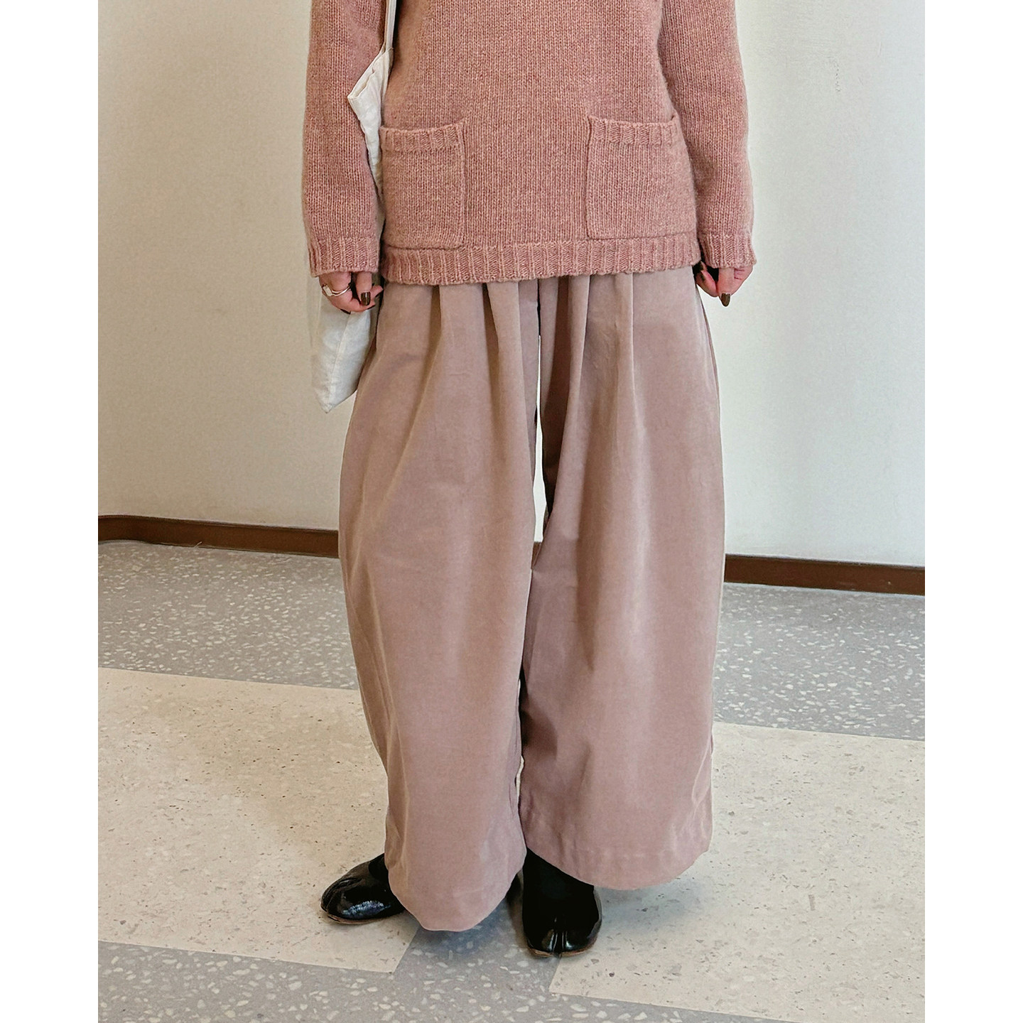 AULDCAT粉色平绒多褶阔腿裤
