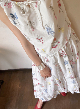 AULDCAT 2025SS 丝棉/刺绣松紧带小背心 花苞裙套装