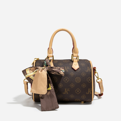 今年流行高级感老花波士顿包女2026新款轻奢复古手提枕头包斜挎包