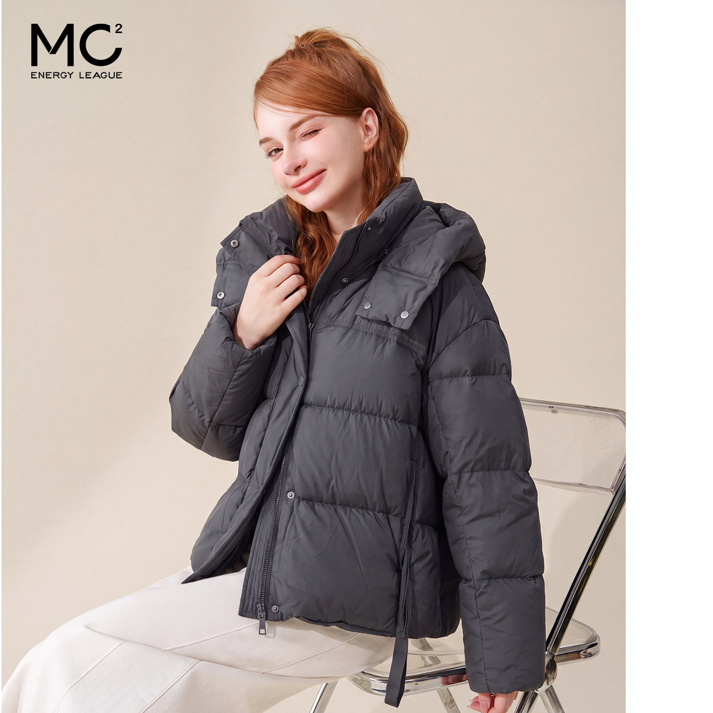 女装连帽口袋皮袢拉链设计羽绒服