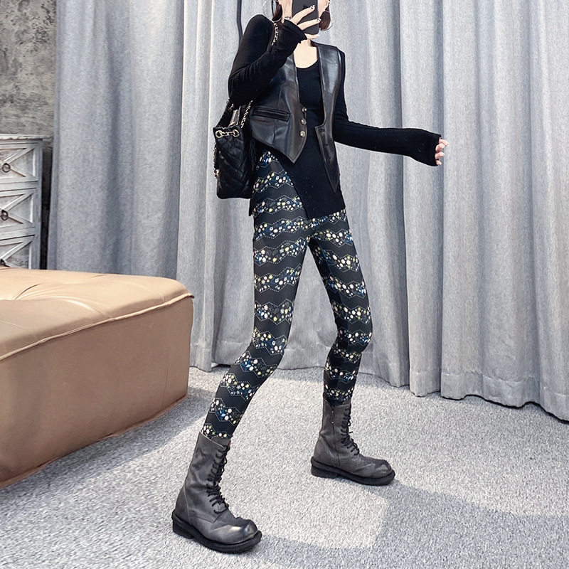 春秋外穿打底裤高腰法式异域风印花弹力紧身小脚裤新款碎花裤子女