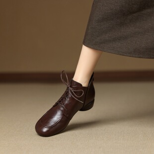 大码短筒加绒女靴秋冬百搭女款靴子时尚真皮短靴低跟软底通勤裸靴