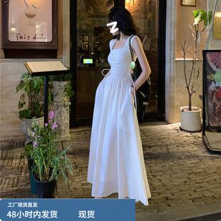 法式白色连衣裙女夏季2026新款小个子高级感收腰海边度假吊带长裙