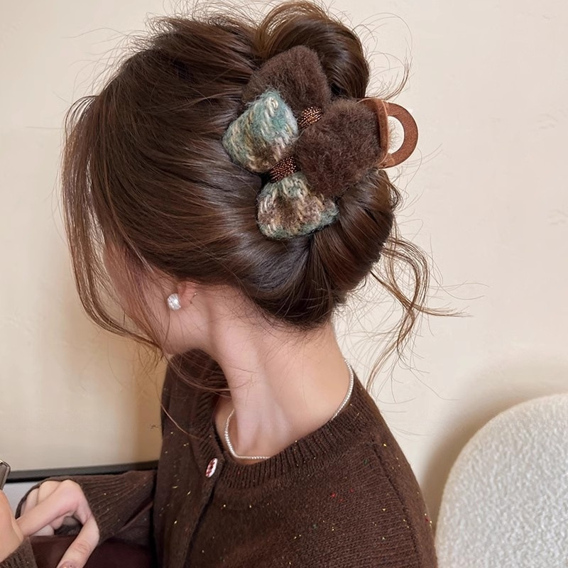 复古毛绒蝴蝶结抓夹女秋冬AB面发夹2024新款高级感鲨鱼夹夹子发饰
