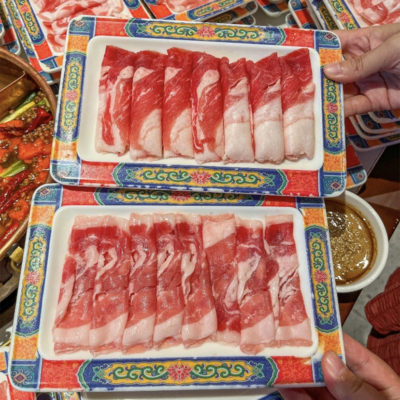 老北京铜锅涮肉创意鲜切牛肉盘自助餐爆款羊肉盘密胺长方形花边盘