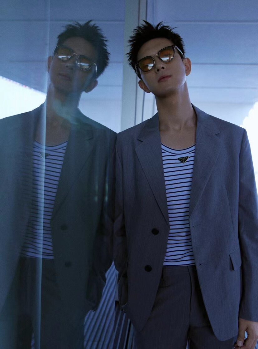 rokkihu 时装周李现灰色商务休闲毛料男士西服西装