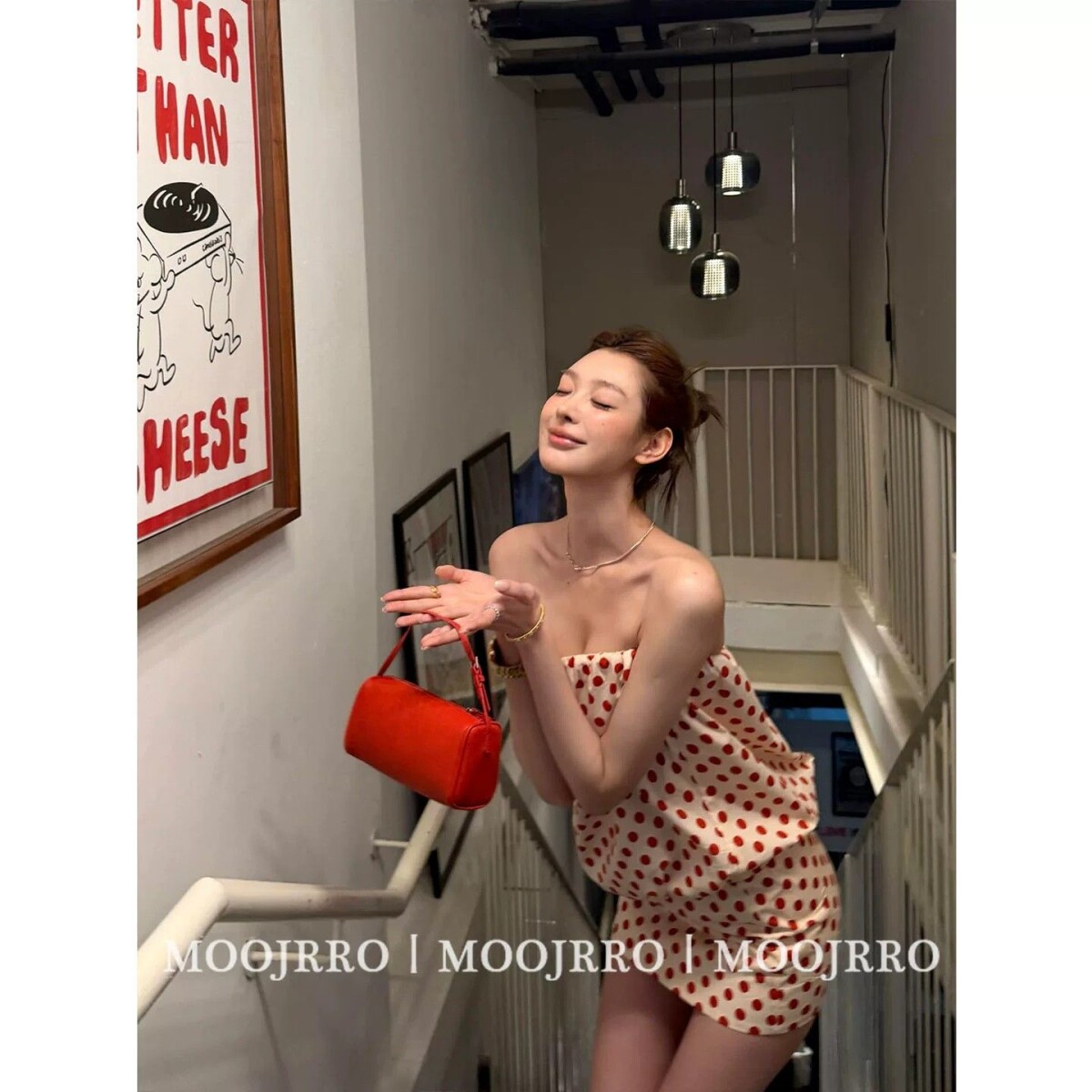 纯欲风红色波点抹胸连衣裙女夏季连衣裙
