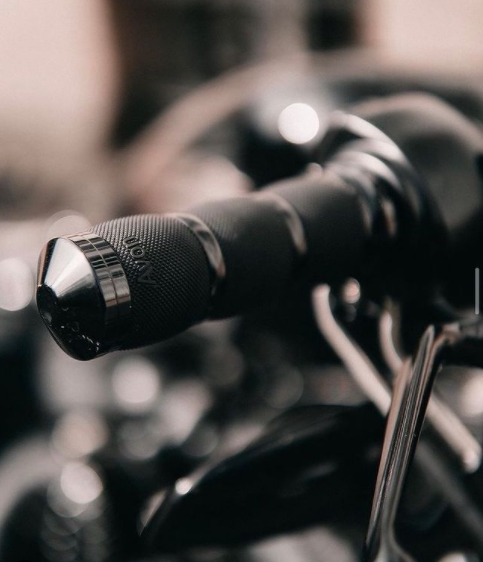 AVON美国进口手把套适用于哈雷883 1200戴娜路威软尾滑翔路王握把