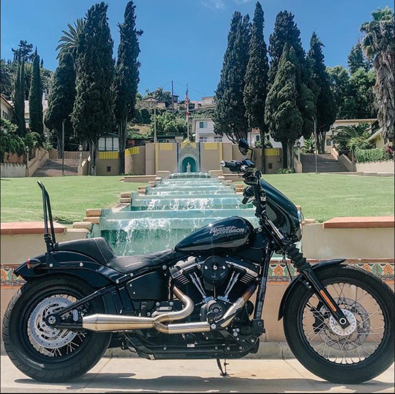 现货美国进口哈雷街霸 软尾标准 豪雅继承者改装黑色恨天高靠背