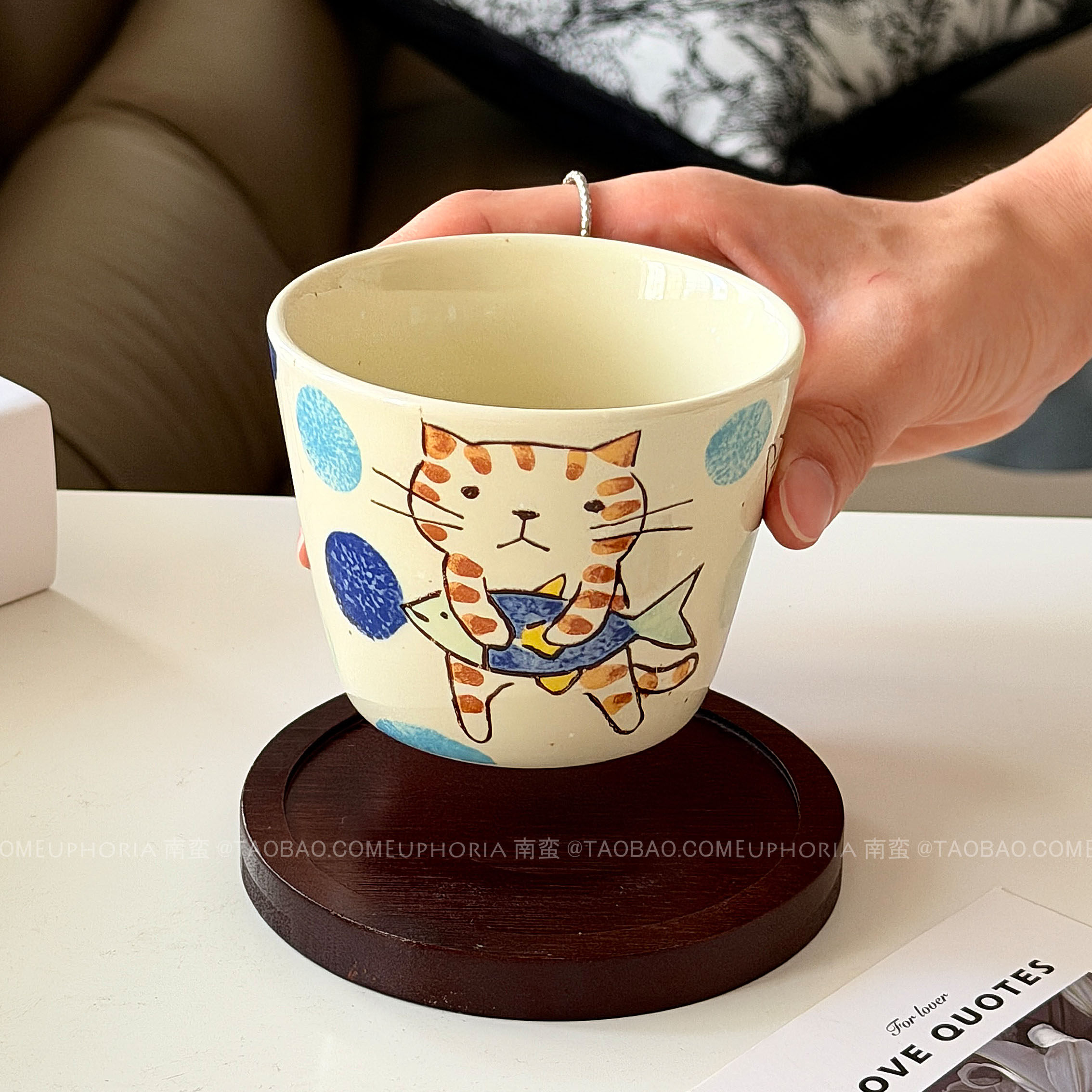 复古手绘猫咪抓鱼陶瓷手握杯水杯