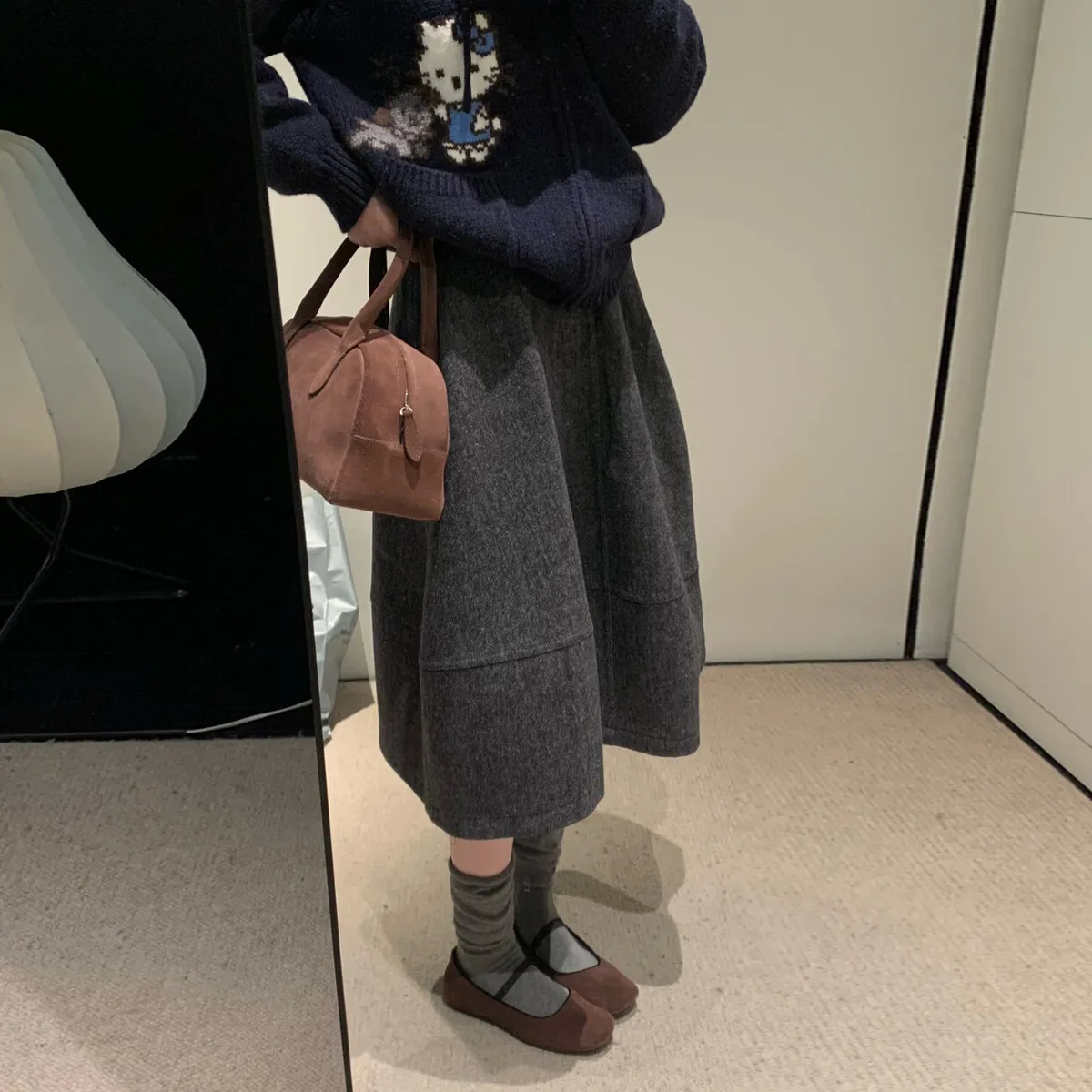 灰色毛呢半身裙女秋冬新款高腰遮跨a字裙小个子复古显瘦花苞裙子