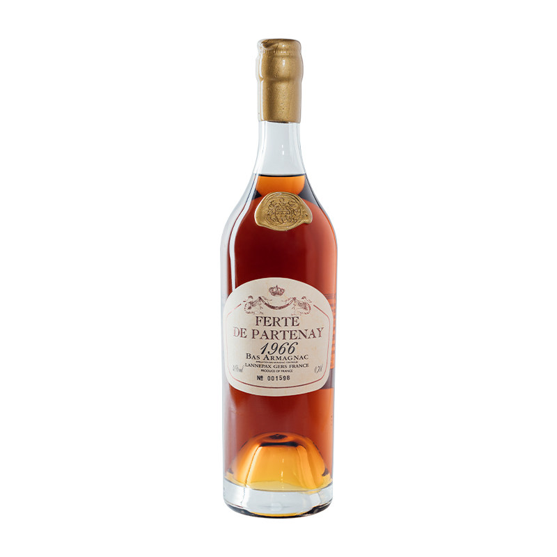 菲尔德帕纳雅文邑1966单一年份（Ferte DE Partenay）700ml