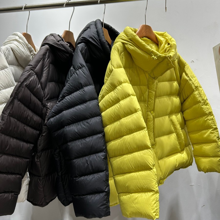 小艺欧货女装2025冬季新款白鸭绒排骨羽绒服加厚保暖轻薄外套C86H