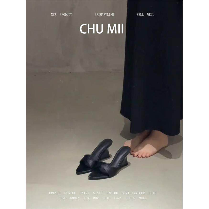 羊皮版~法国女性黑色坡跟凉鞋，时尚尖头绑带高跟鞋，覆古优雅凉