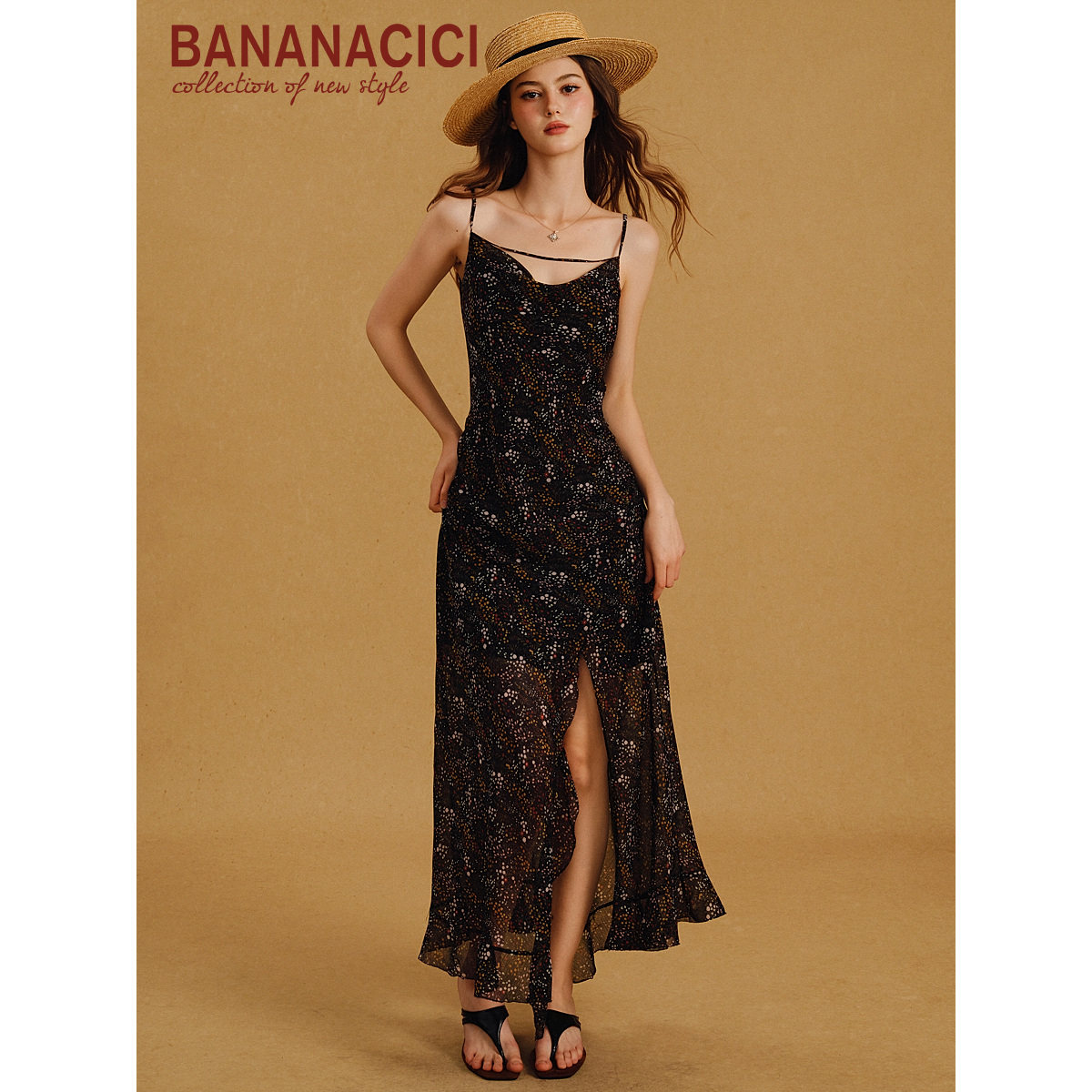 BANANA CICI2026年夏季新款法式浪漫复古印花斜裁显瘦吊带连衣裙
