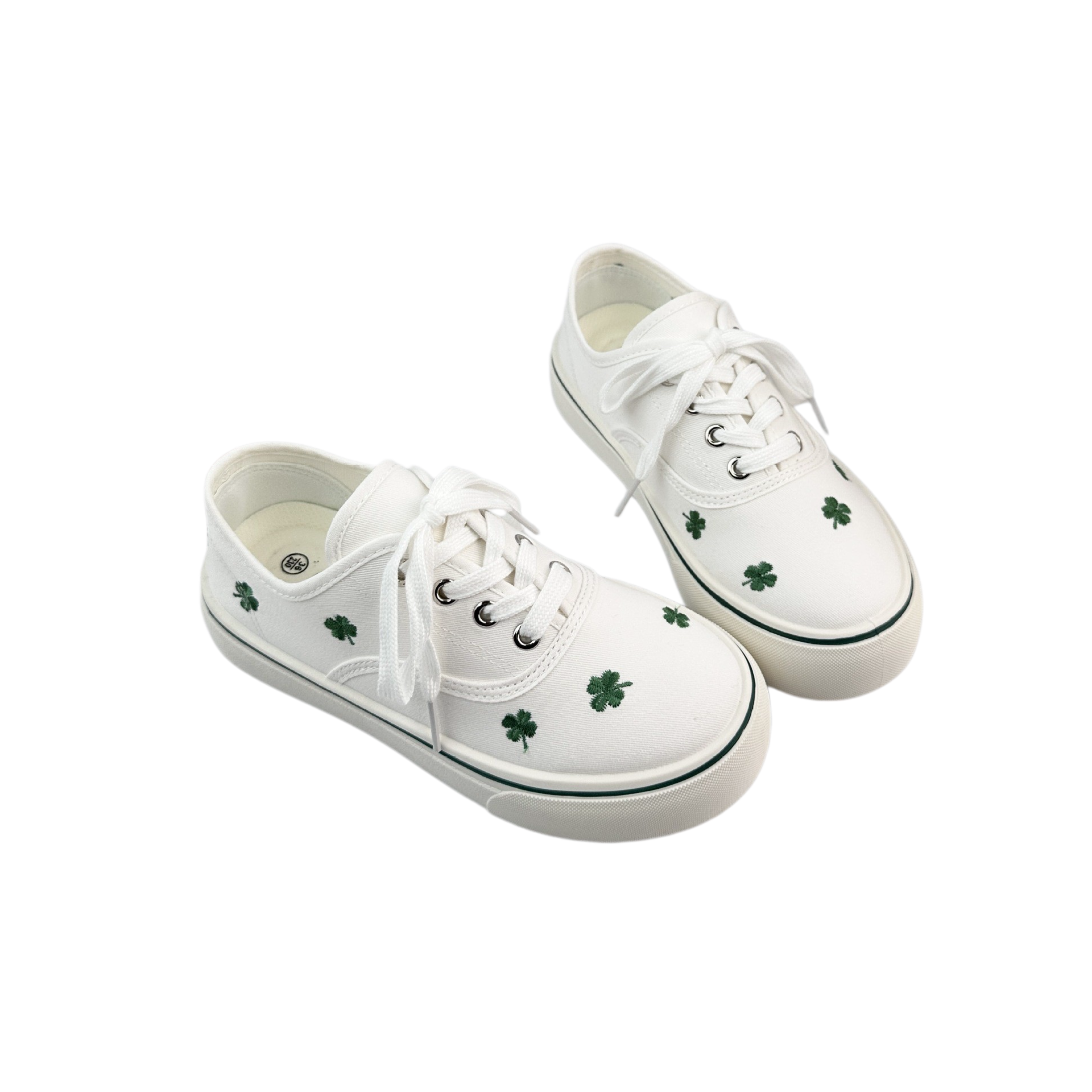 商场同款四叶草刺绣帆布鞋女2026春夏软底百搭舒适学生板鞋小白鞋