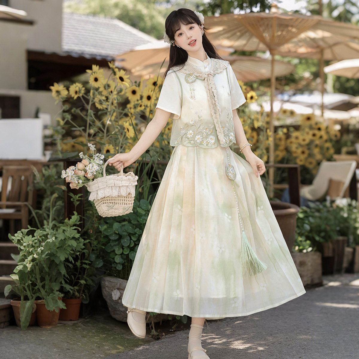 倚梦阁原创花草在野汉服女汉元素新中式领饰马甲衬衣半裙套装图片