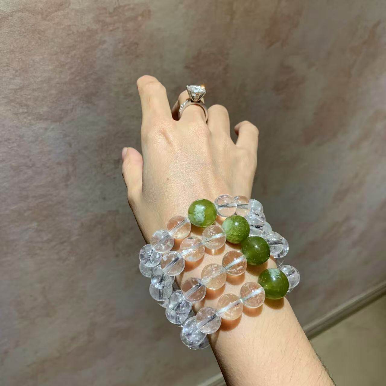 1214mm大颗粒超冰透玻璃感天然白