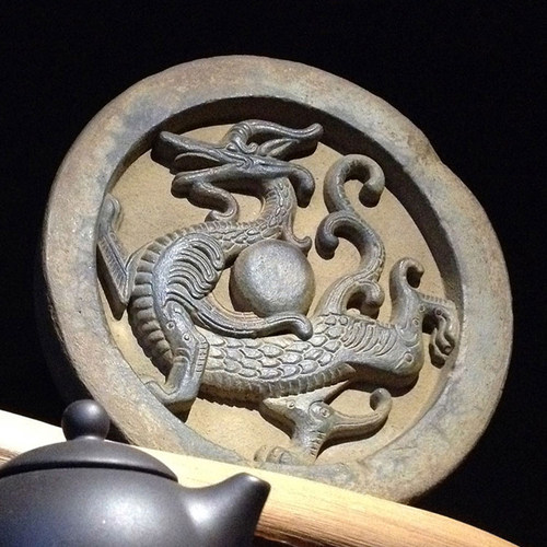 招财镇宅神兽陶瓷仿古摆件
