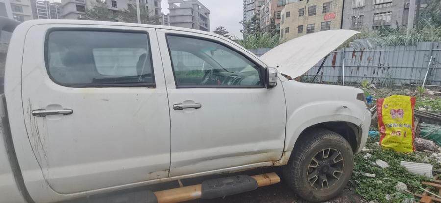 3月17日海口车牌号为琼AZJ389黄海牌汽车网络拍卖公告