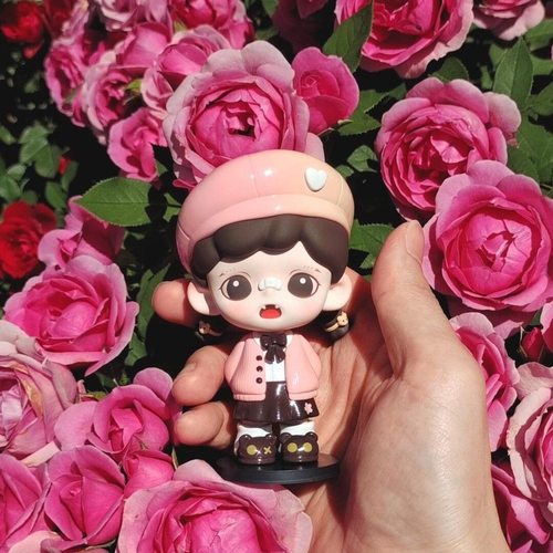 TNT樱花限定吊卡SPACE系列zoraa盲盒可爱手办潮玩摆件蛋糕装饰