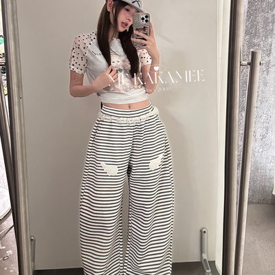 ME KAKAMEE-刺绣翅膀蕾丝拼接腰头星星耳朵设计感条纹休闲裤A3521