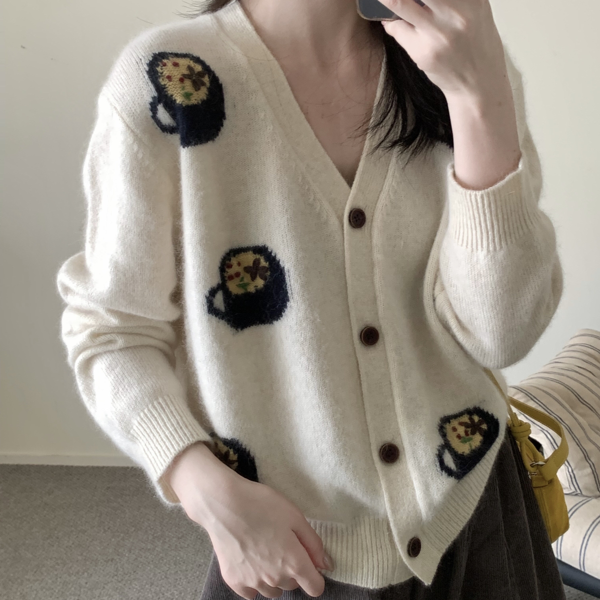 UUTIS牧缇-鸡心领外穿阿拉善骆驼保暖毛衣(含50.6绵羊毛)SFR035