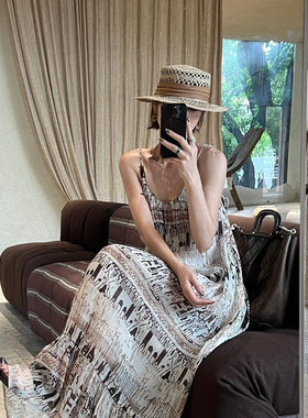 UMA SONG-26夏上新波西米亚风米色系吊带连衣裙L20686