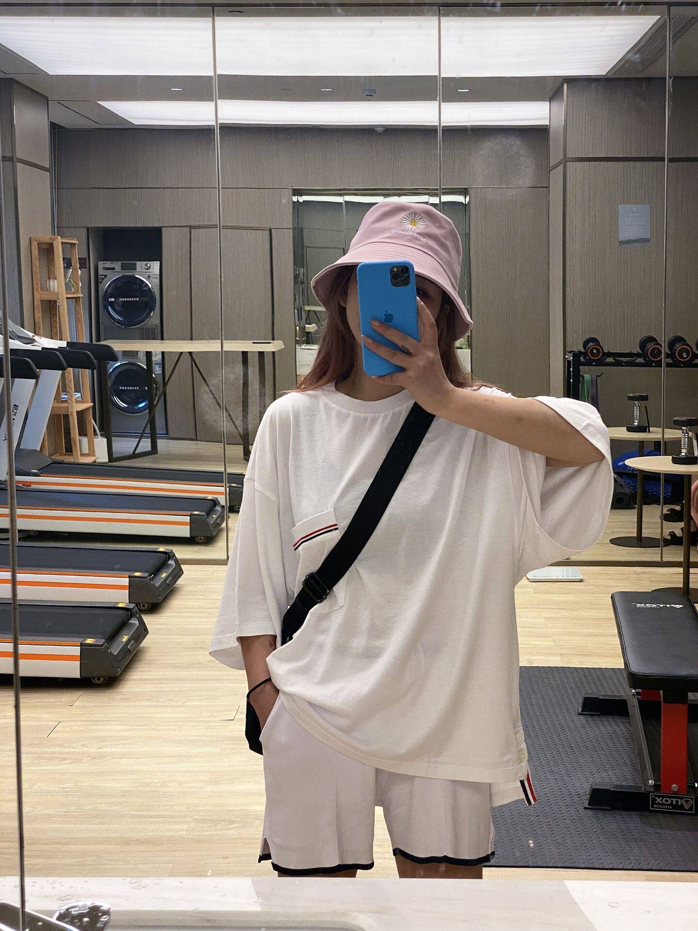 TB夏季新款加大宽松OS版蝙蝠袖透气百搭口袋短袖圆领夏装女士T恤