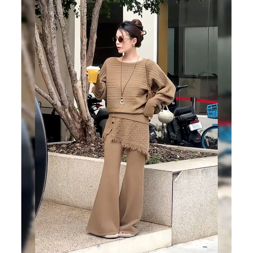 纯欲气质风蕾丝拼接套装春秋季一字肩收腰上衣微喇屁帘长裤两件套