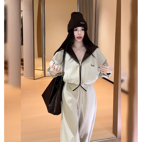 小众高级感休闲运动套装2026年秋季新款拼接卫衣阔腿裤时尚两件套