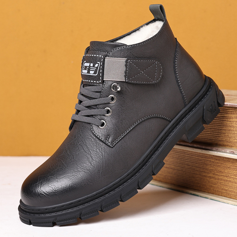 2025秋冬季男士马丁靴加绒保暖雪地靴百搭潮流棉鞋男工装靴子